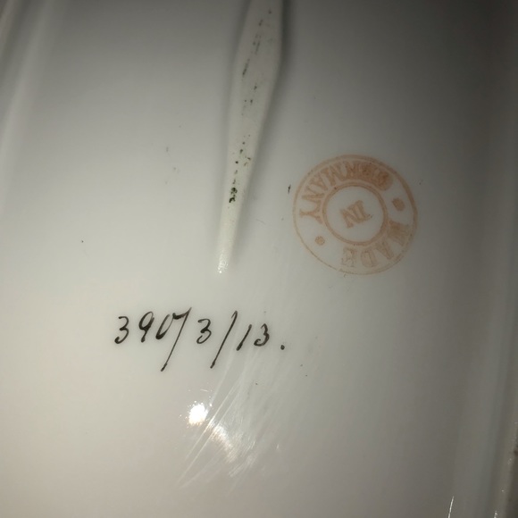 Vintage German Oblong Porcelain Hand Painted White/Pink Flowers Gold Border - Picture 4 of 7